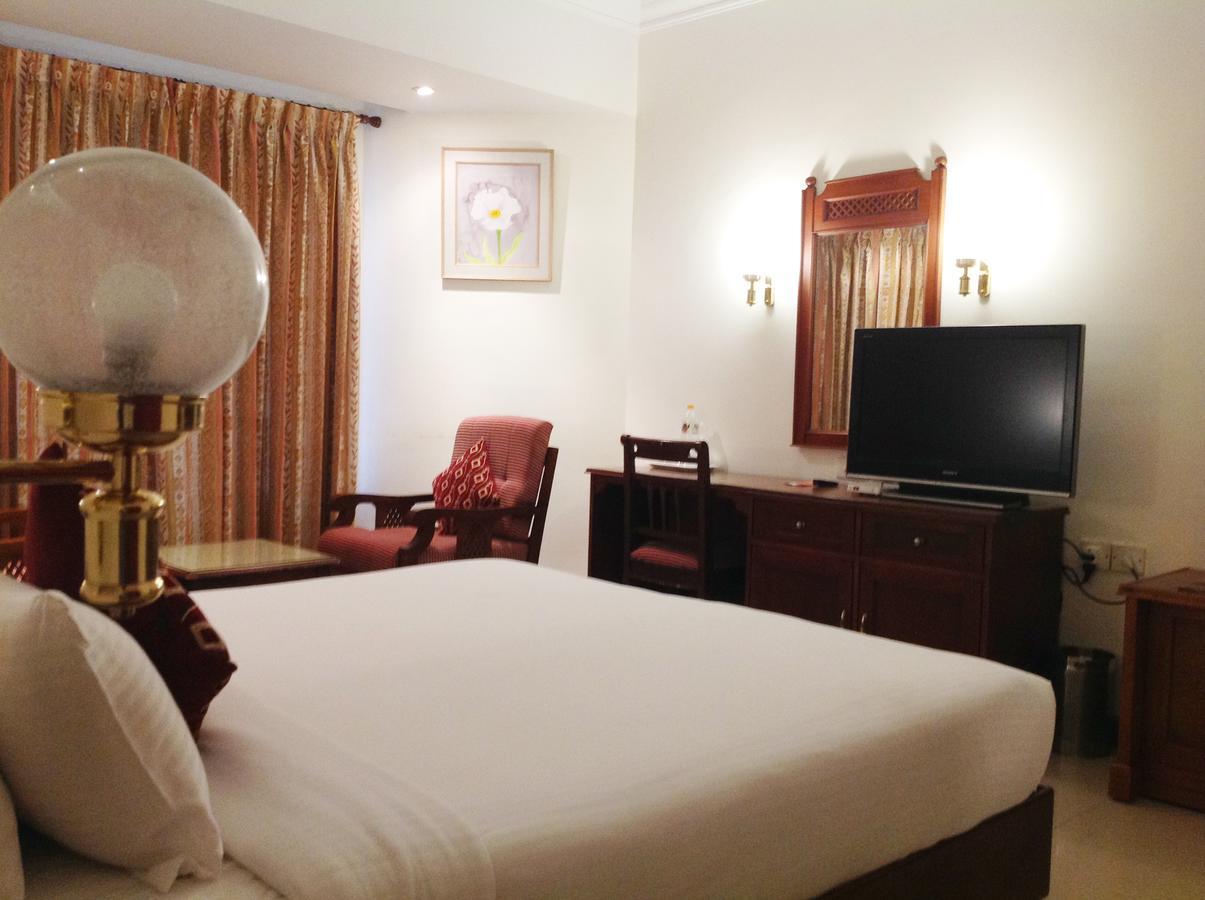 Guruvāyūr 克里希纳旅馆酒店 外观 照片